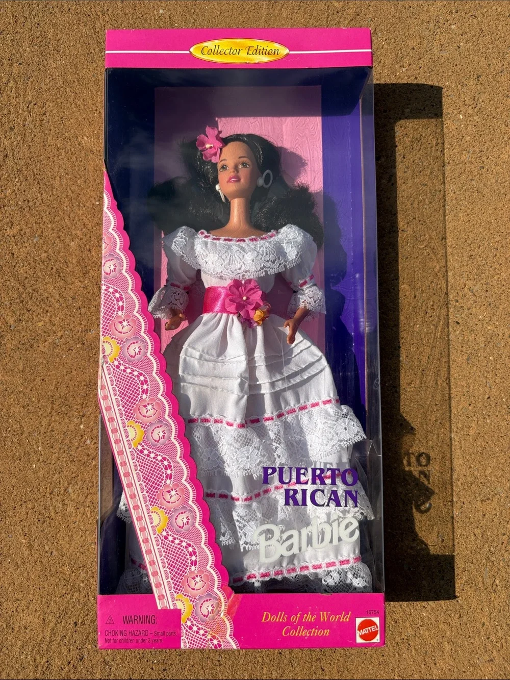 NWT 1996 Puerto Rican Barbie by Mattel Dolls of the Word Collectors Edition